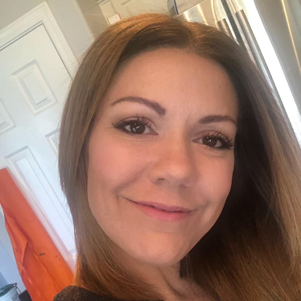 Meet your Posher, April